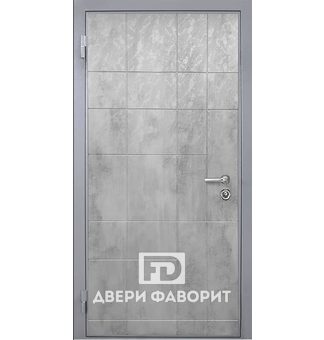 Входная дверь в офис (МДФ и ламинат)