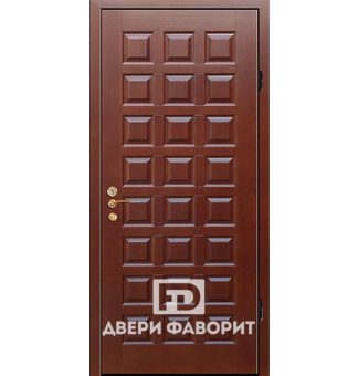 Дверь металлическая с отделкой МДФ